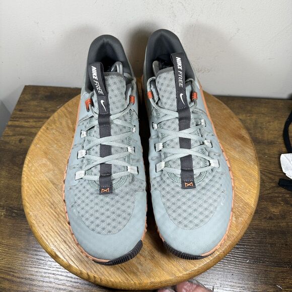 Nike Free Metcon 5 Shoes Mens Size 13 Gray Orange Training Running DV3949-301 - Picture 2 of 8